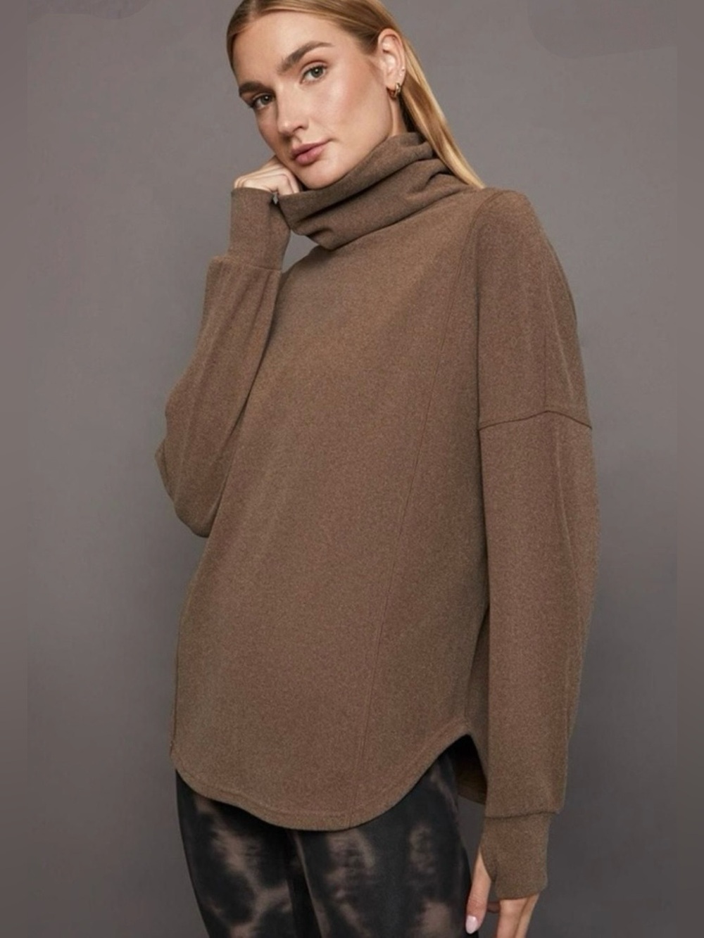 New Varley Rainer roll neck midlayer Sweatshirt Women’s Brown - Size Large